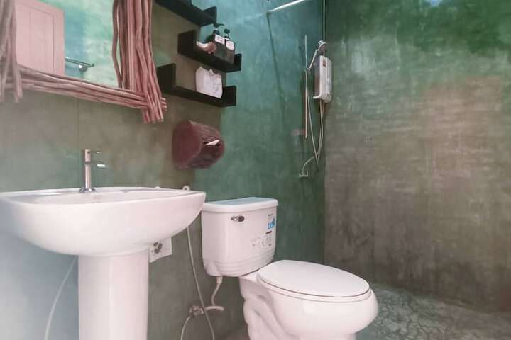 Room 27 of 45