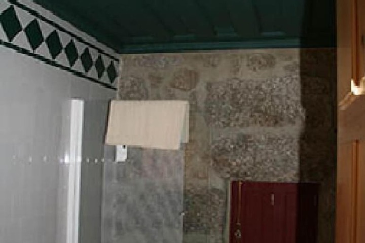 Room 8 of 14