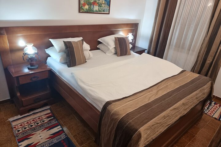 Room 18 of 263