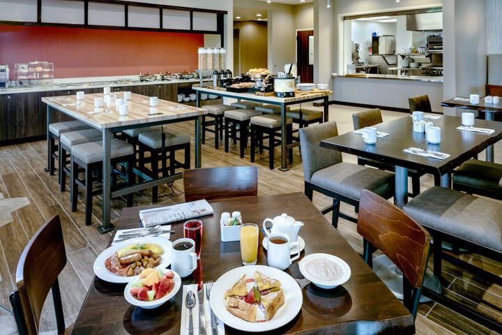 Breakfast area