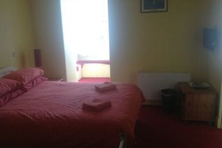 Room 3 of 12