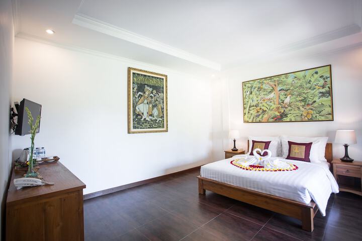 Room 7 of 193