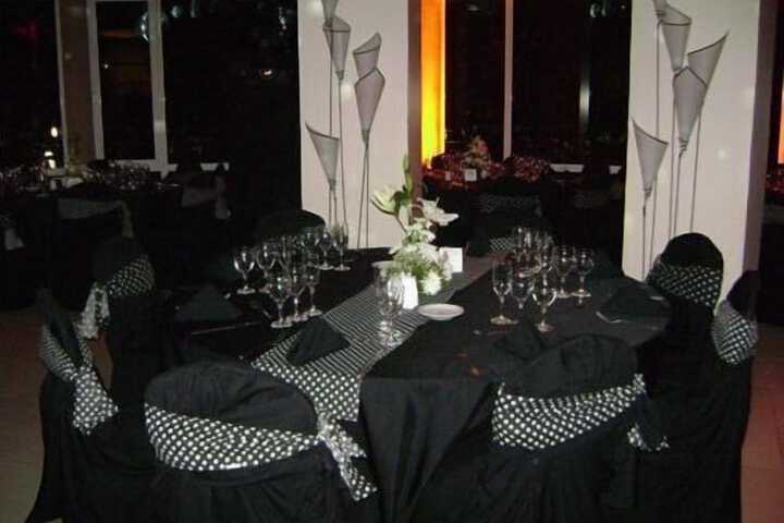 Ballroom/Hall 18 of 25