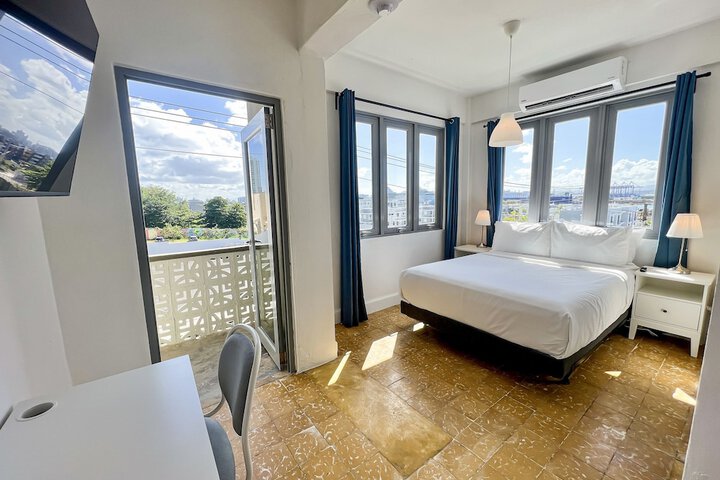 Photo of Bahia Urbana Hotel