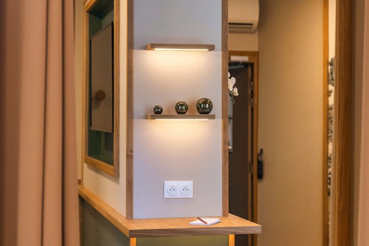 Room 86 of 209