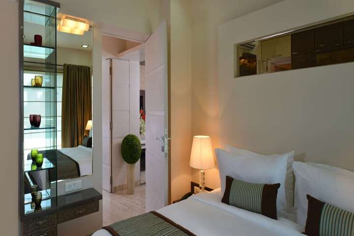 Room 18 of 40