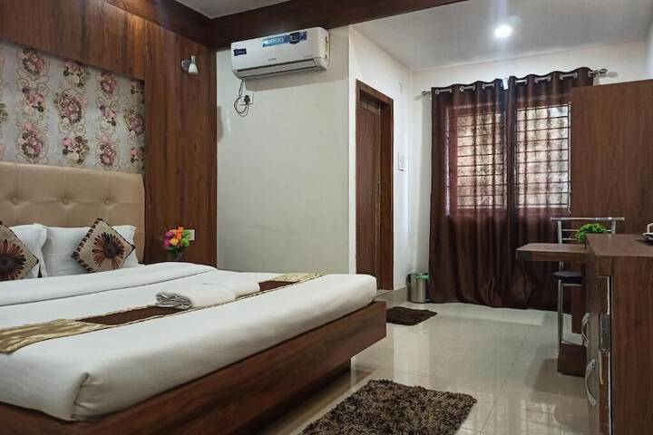 Room 15 of 35
