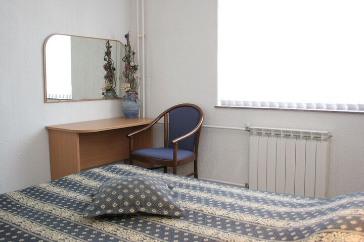 Room 12 of 62