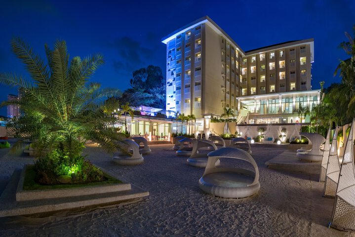 Hotel 37 of 40