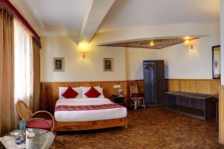 Room 5 of 35