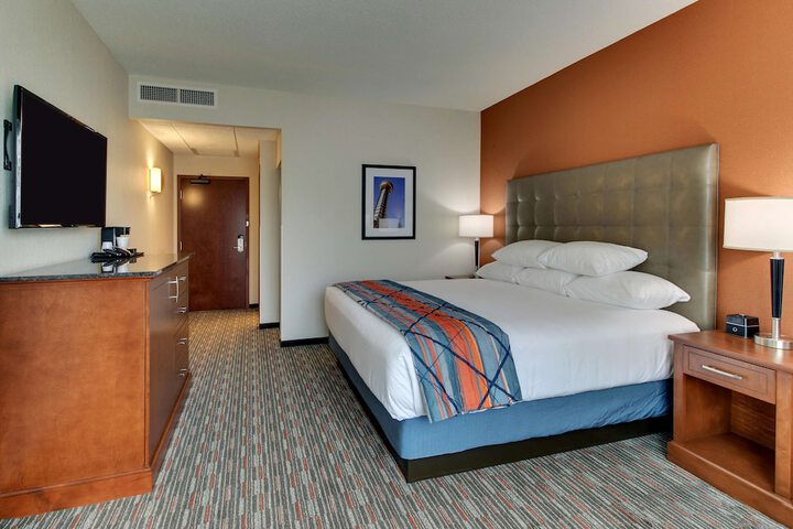 Room 16 of 68