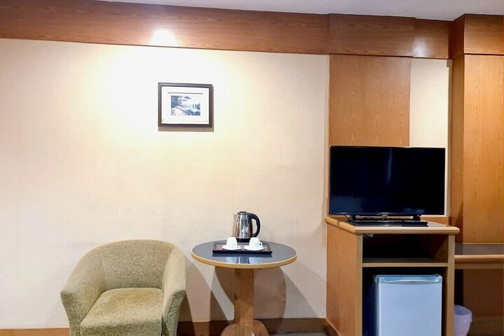 Room 7 of 40