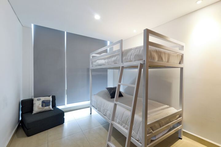 Room 64 of 270