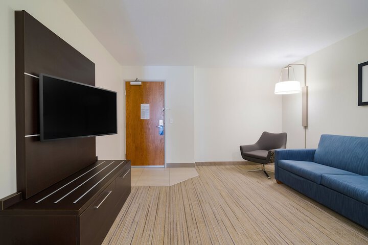 Room 9 of 58