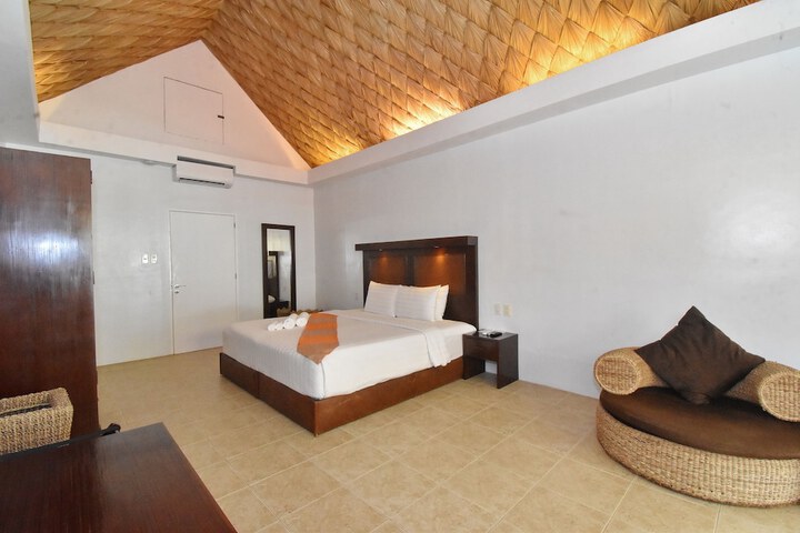 Room 32 of 132