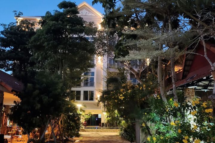 Hotel 58 of 60