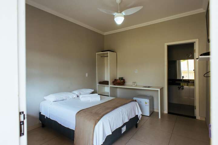 Room 12 of 42
