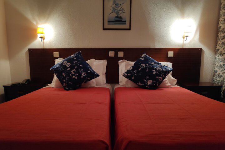 Room 7 of 82