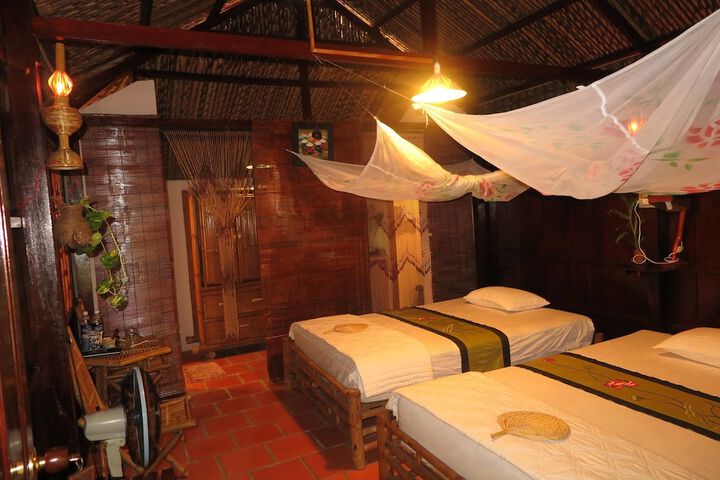 Room 3 of 25
