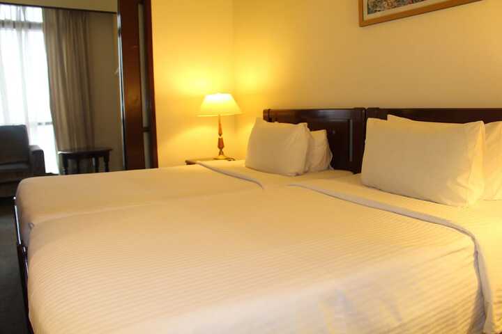 Room 3 of 30