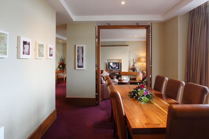 Room 11 of 35