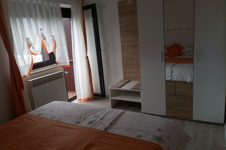 Room 2 of 54