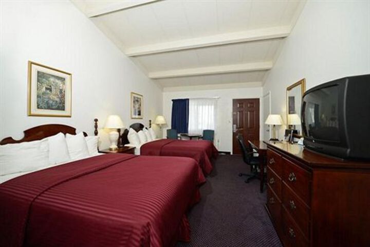 Room 5 of 31