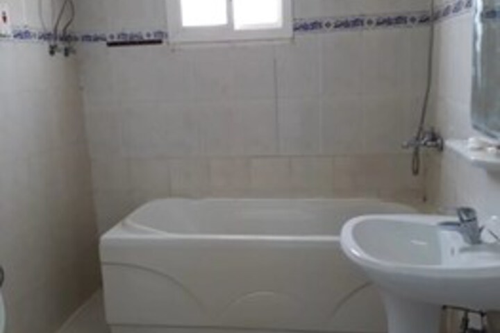 Room 2 of 16