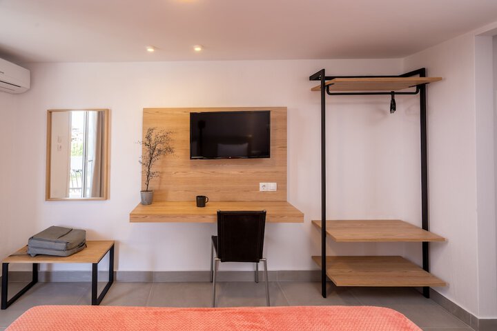 Room 30 of 55