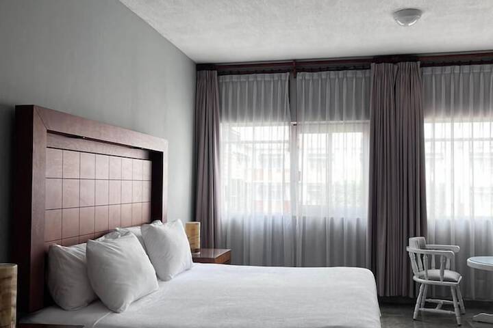 Room 5 of 26