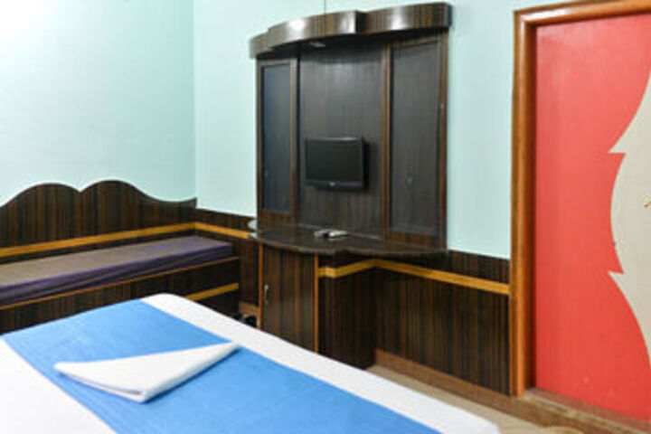 Room 18 of 29
