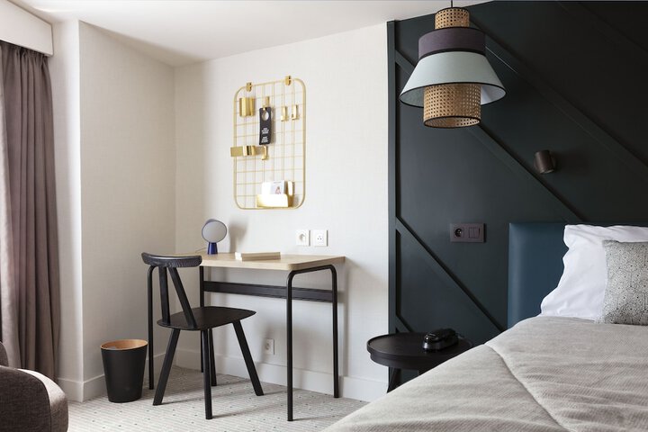 Room 13 of 46