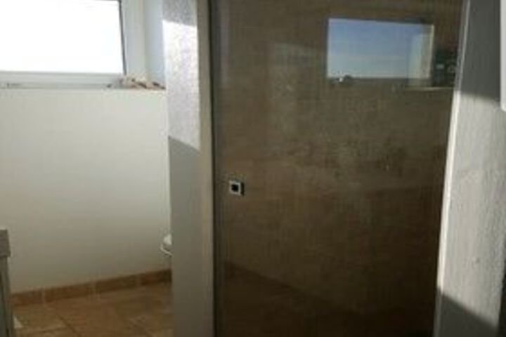 Room 3 of 8