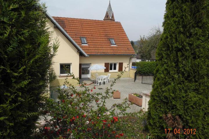 Au Pied du Chateau