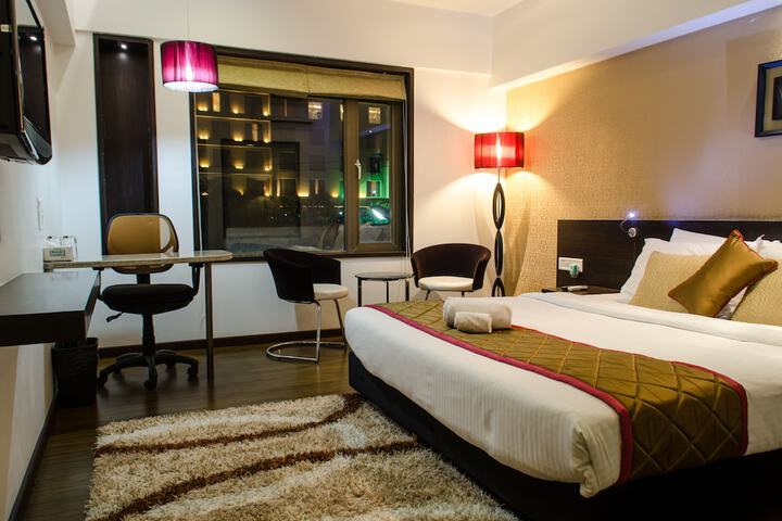 Room 10 of 64