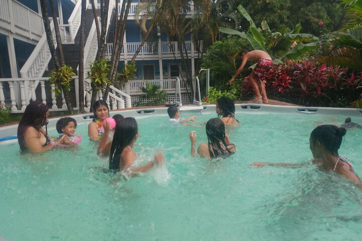 Pool 19 of 35