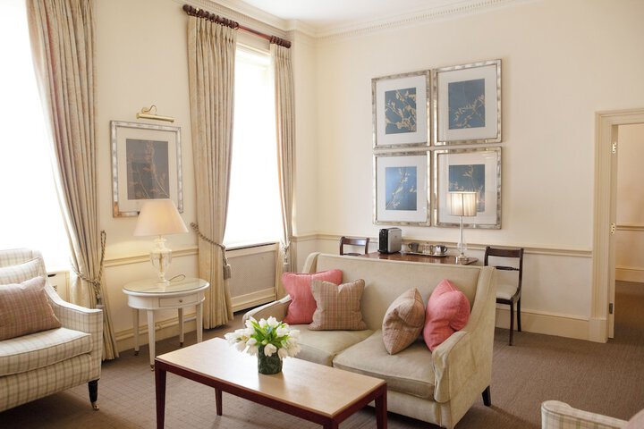 Room 32 of 131