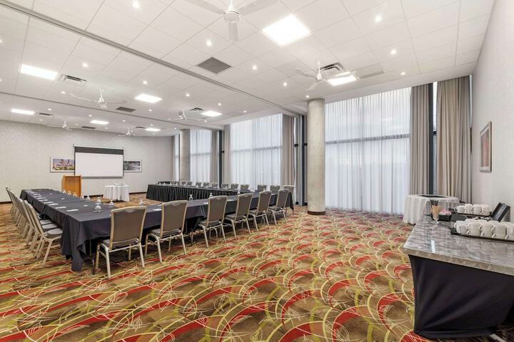 Meeting facility