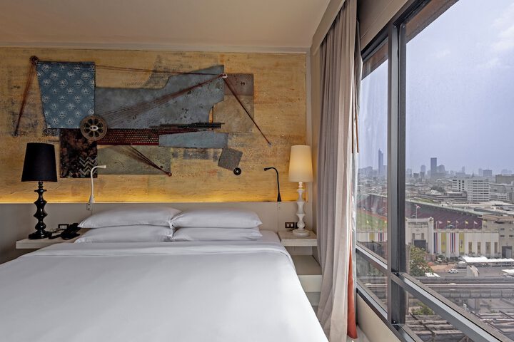 Room 42 of 83