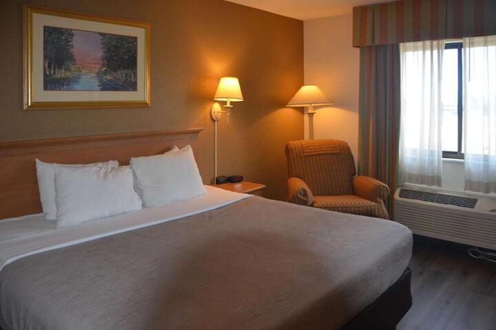 Standard | King Bed (14 of 20)