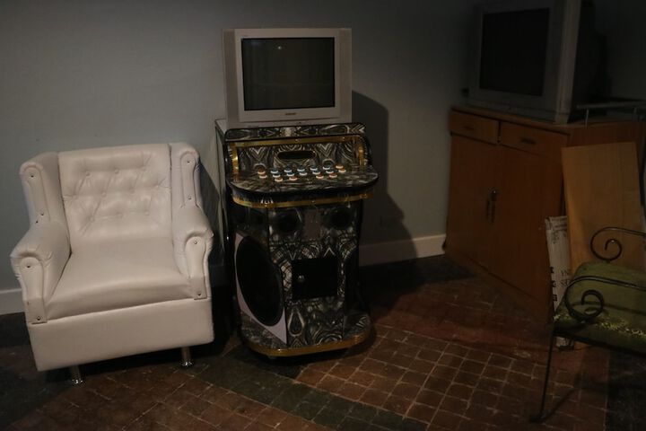 Room 28 of 50