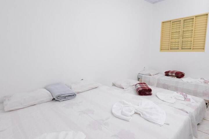 Room 4 of 34