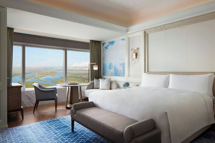 Room 35 of 109