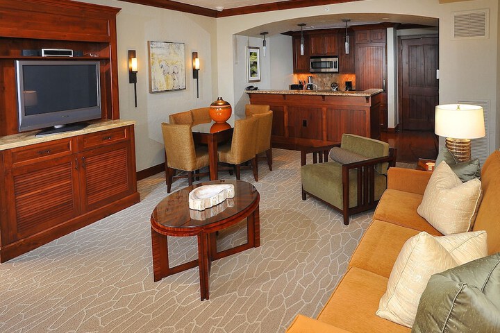 Room 16 of 25