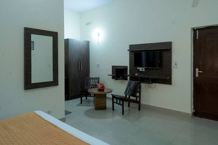 Room 14 of 41