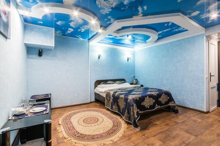 Room 25 of 68