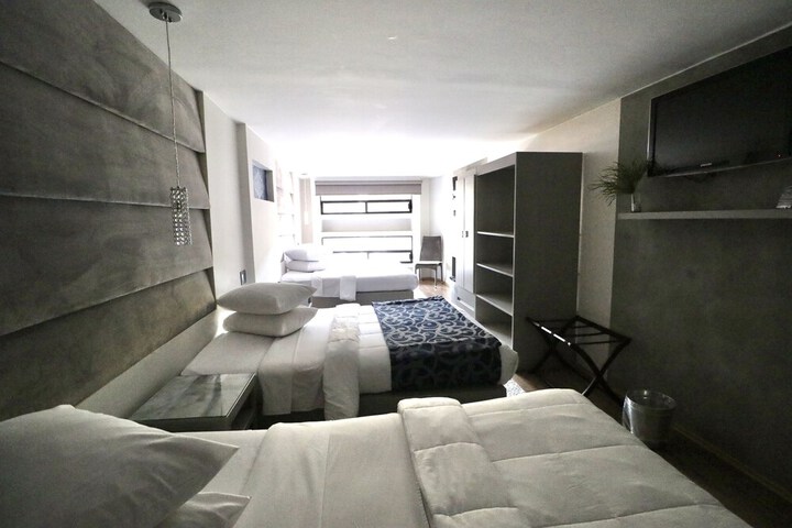 Room 9 of 45