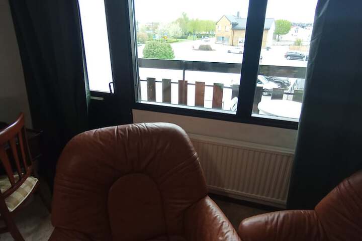Room 45 of 140