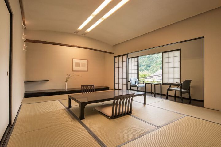 Room 21 of 110
