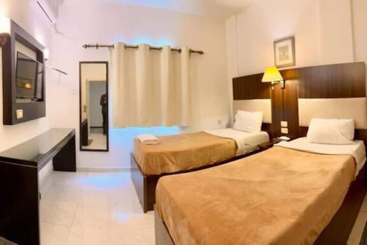Room 10 of 58